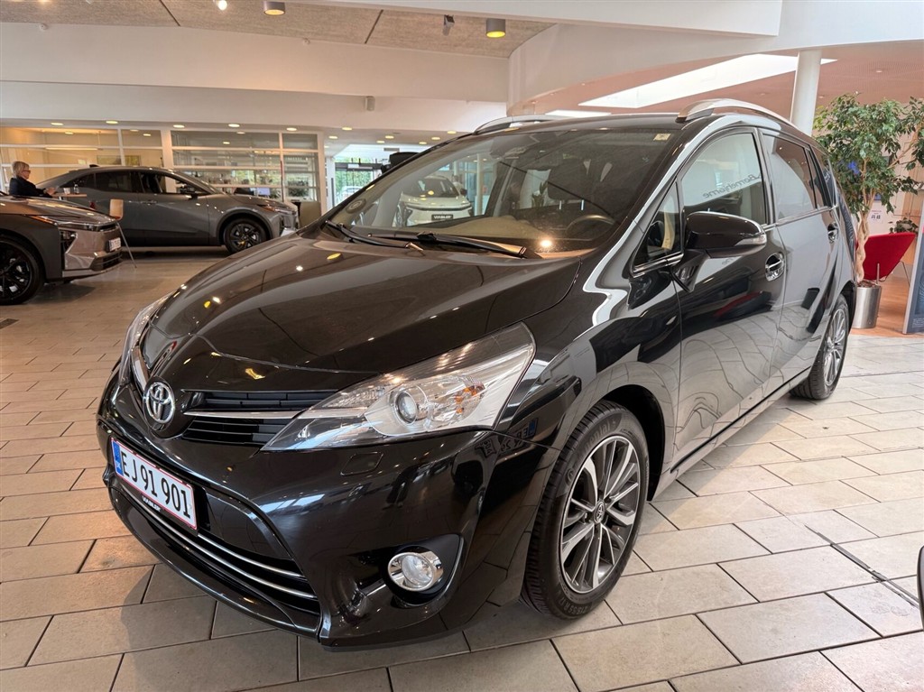 Toyota Verso 5 pers. 1,8 VVT-I T2 Premium Multidrive S 147HK 6g Aut.