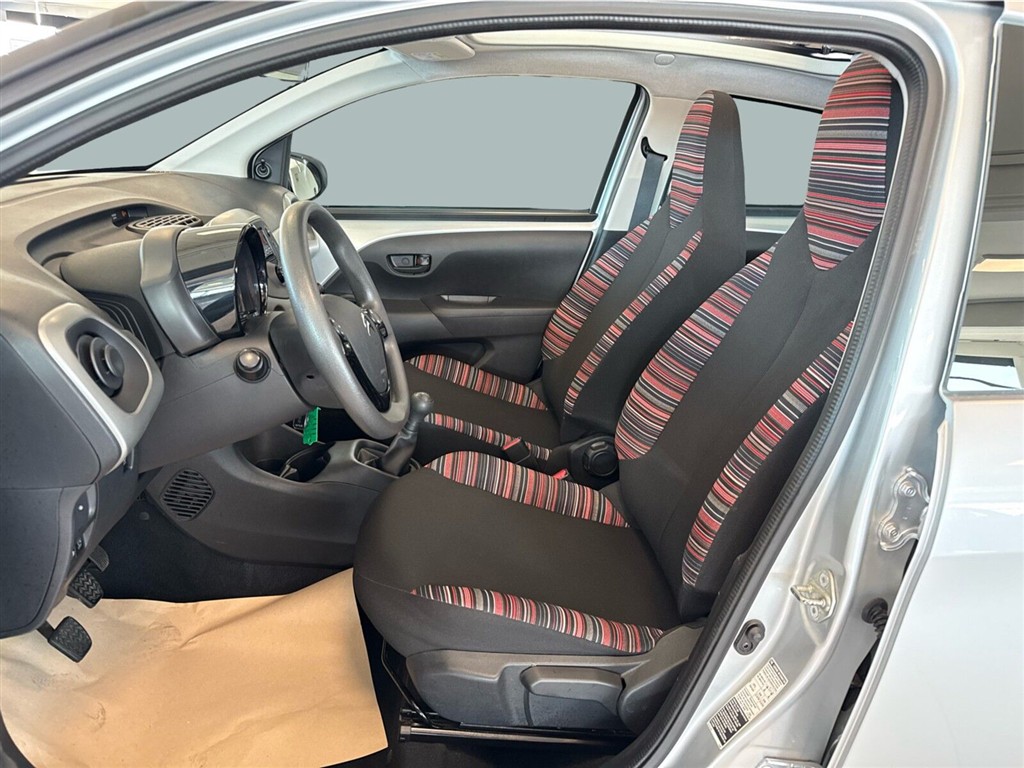 Citroën C1 1,0 VTi Scoop Airscape start/stop 68HK 5d - Image 11