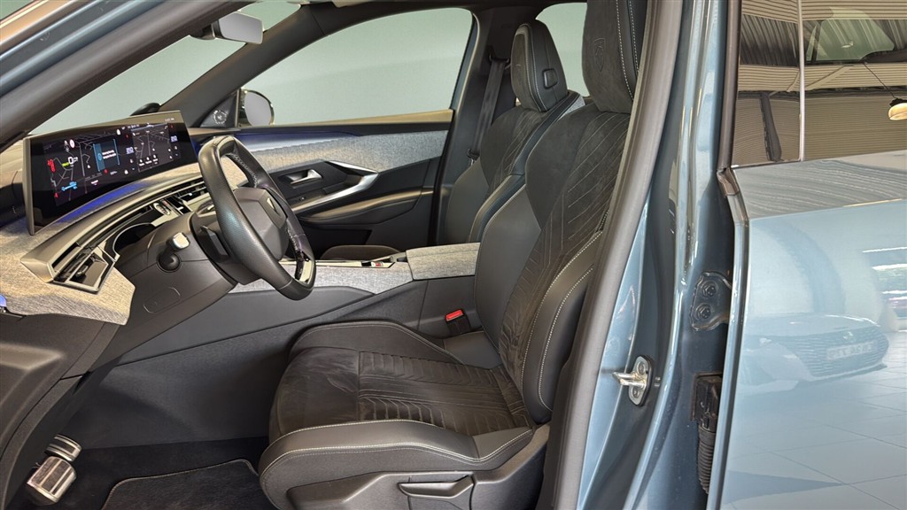 Peugeot e-5008 EL GT Pack 210HK 5d Aut. - Image 6