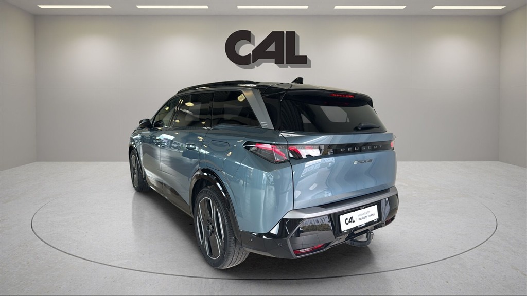Peugeot e-5008 EL GT Pack 210HK 5d Aut. - Image 3