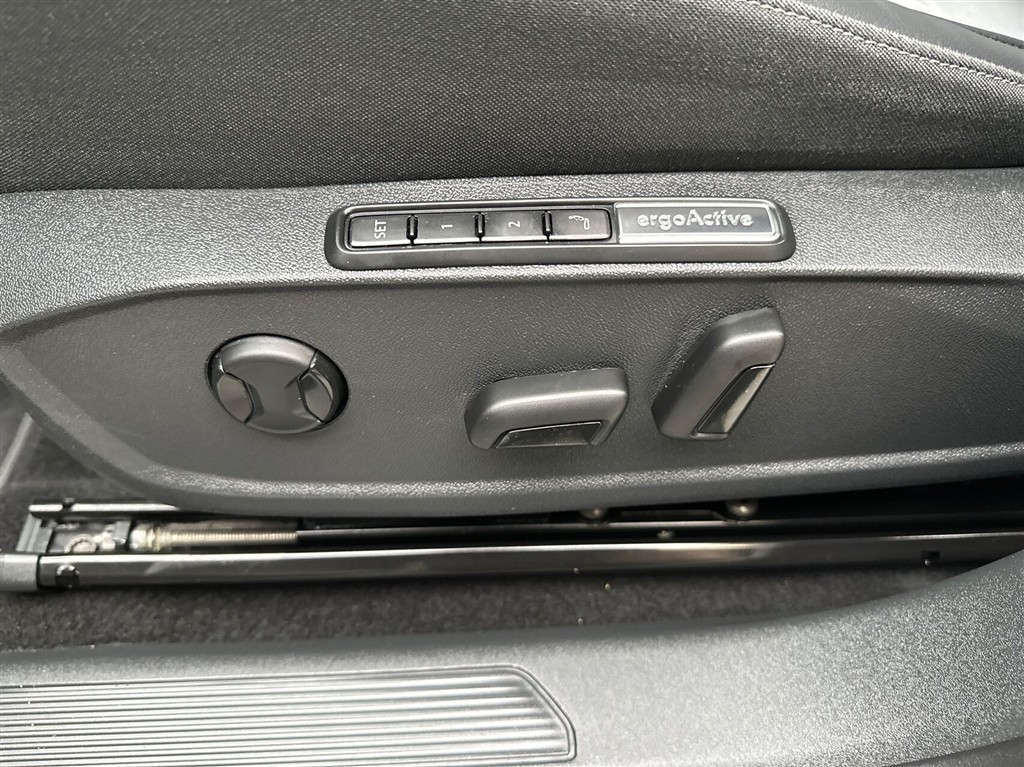 VW ID.3 EL Pro 204HK 5d Aut. - Image 19