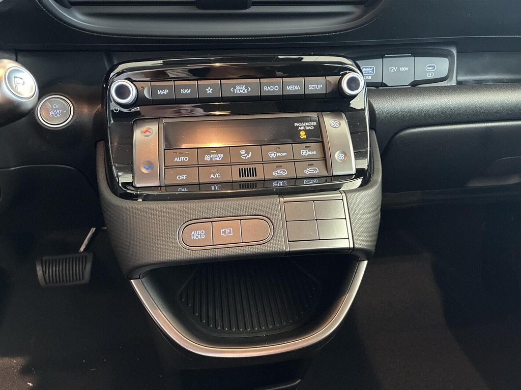 Hyundai Inster EL Inster Pixel 49 kWh 116 - Image 8