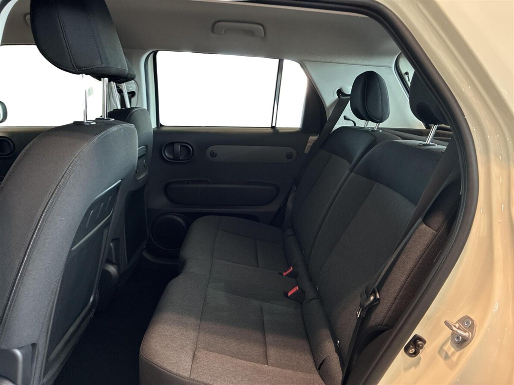 Hyundai Inster EL Pixel 49 kWh 116hk - Image 5