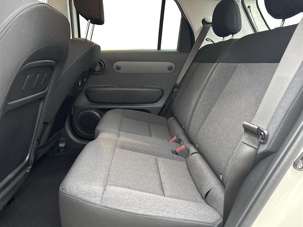 Hyundai Inster EL Inster Pixel 49 kWh 115HK Aut. - Image 5