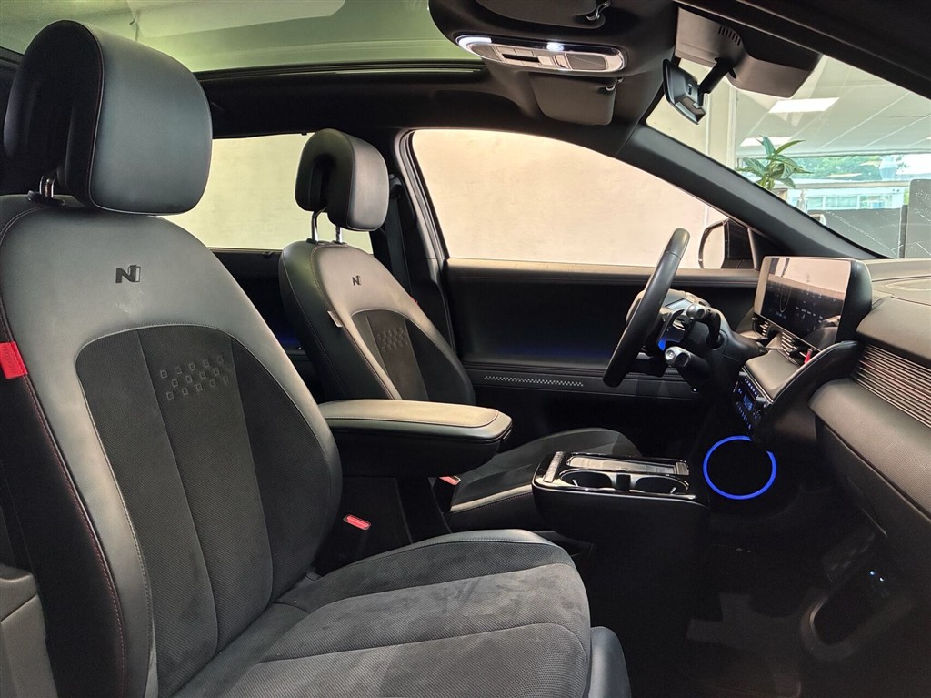 Hyundai Ioniq 5 Electric 84 kWh N-line+ 229HK 5d Aut. - Image 7