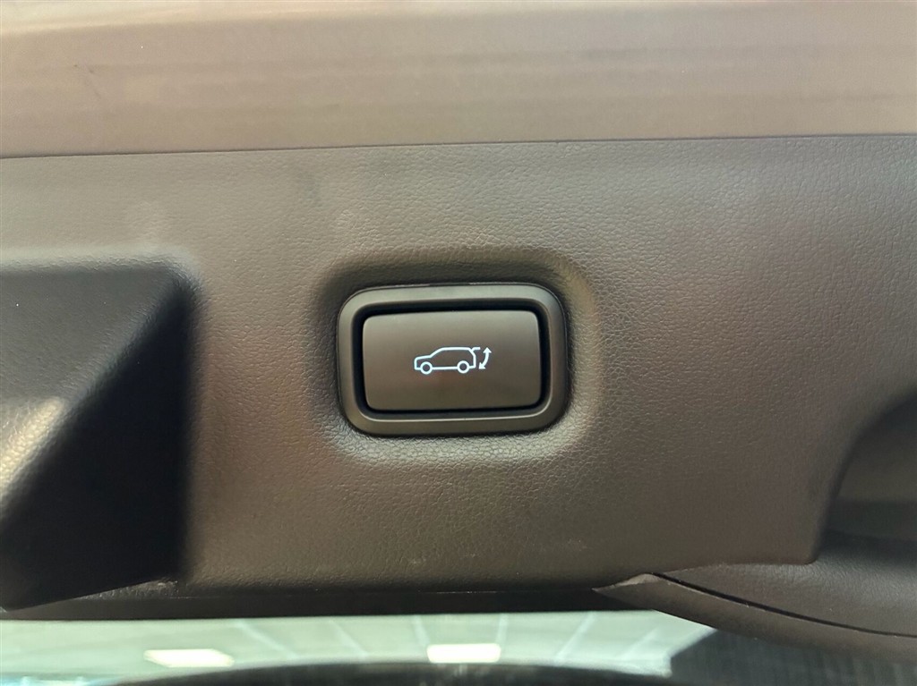 Hyundai Ioniq 5 Electric 84 kWh N-line+ 229HK 5d Aut. - Image 37