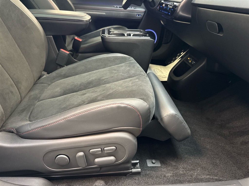 Hyundai Ioniq 5 Electric 84 kWh N-line+ 229HK 5d Aut. - Image 11