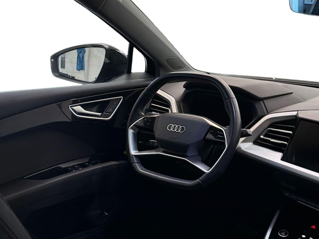 Audi Q4 45 E-tron S Line Edition Quattro 265HK 5d Aut. - Image 9