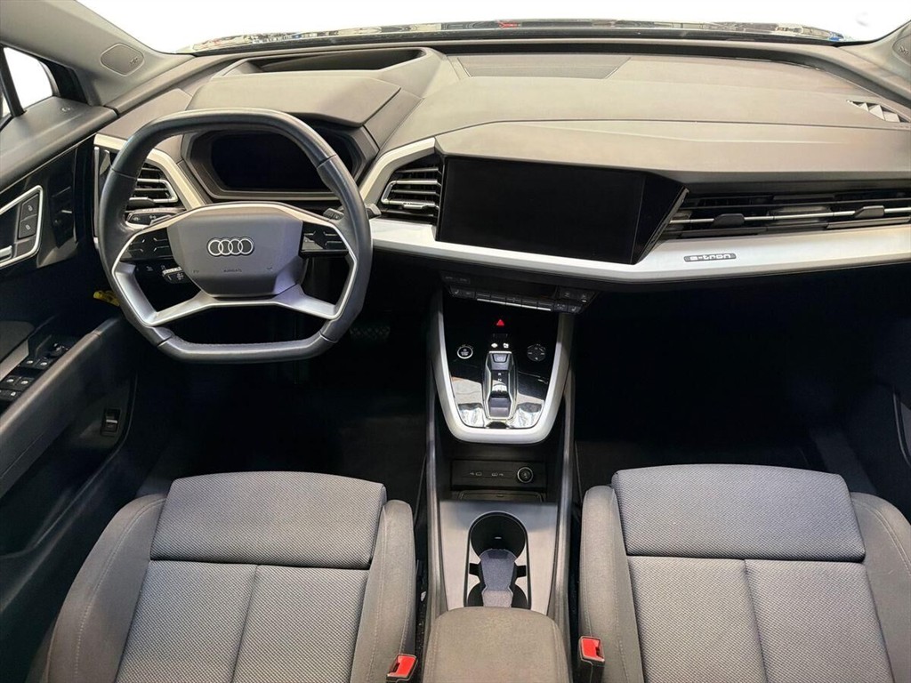 Audi Q4 45 E-tron S Line Edition Quattro 265HK 5d Aut. - Image 4