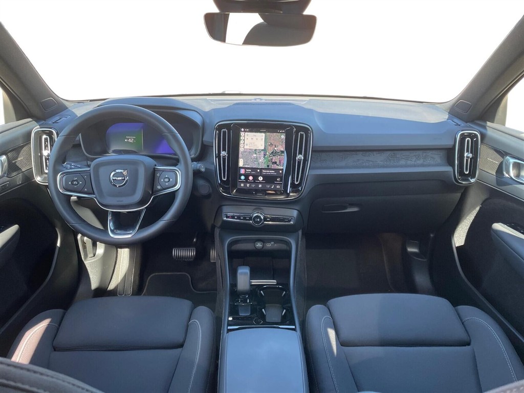 Volvo XC40 Recharge Extended Range Ultimate 252HK 5d Aut. - Image 5