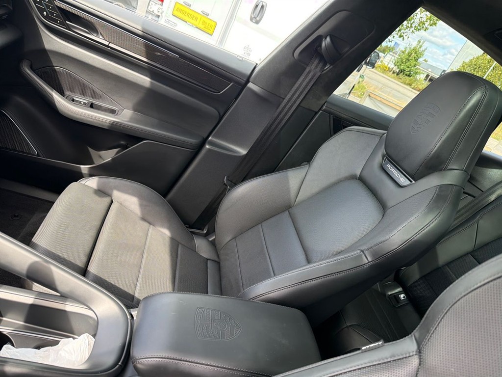 Porsche Macan Turbo EL 4WD 639HK 5d Aut. - Image 23