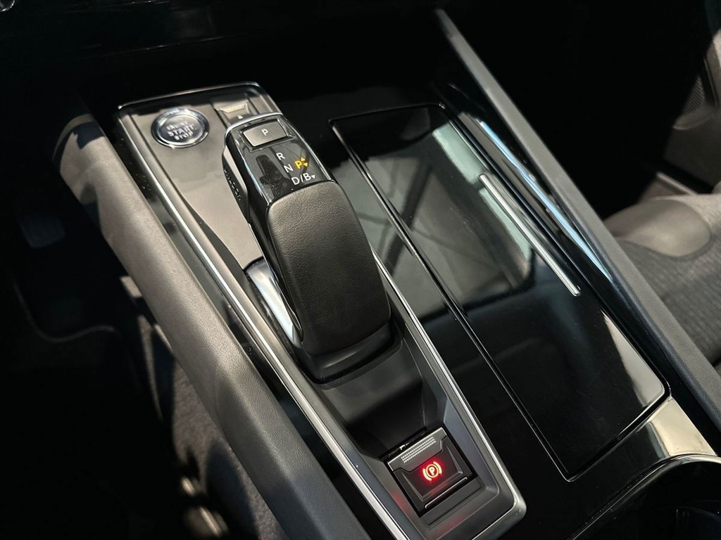 Peugeot 508 SW 1,6 Plugin-hybrid Allure Pack EAT8 225HK Stc 8g Aut. - Image 17
