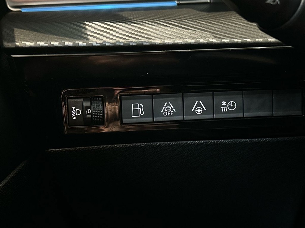 Peugeot 508 SW 1,6 Plugin-hybrid Allure Pack EAT8 225HK Stc 8g Aut. - Image 19