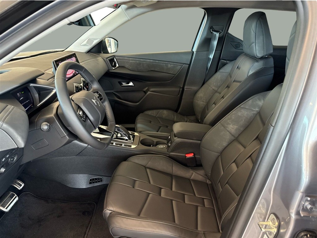 DS DS3 Crossback E-Tense Opera 156HK 5d Aut. - Image 10