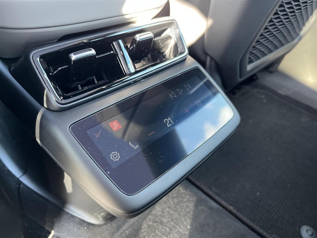 Polestar 4 EL LRDM AWD 544HK 5d Aut. - Image 8