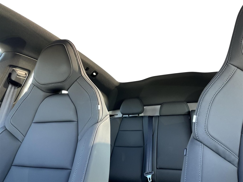 Polestar 4 EL LRDM AWD 544HK 5d Aut. - Image 17