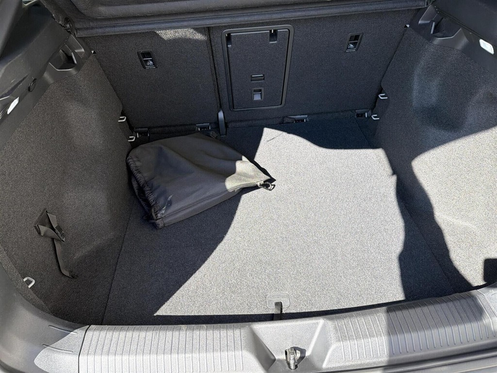VW ID.5 EL Pro Performance 204HK 5d Aut. - Image 8