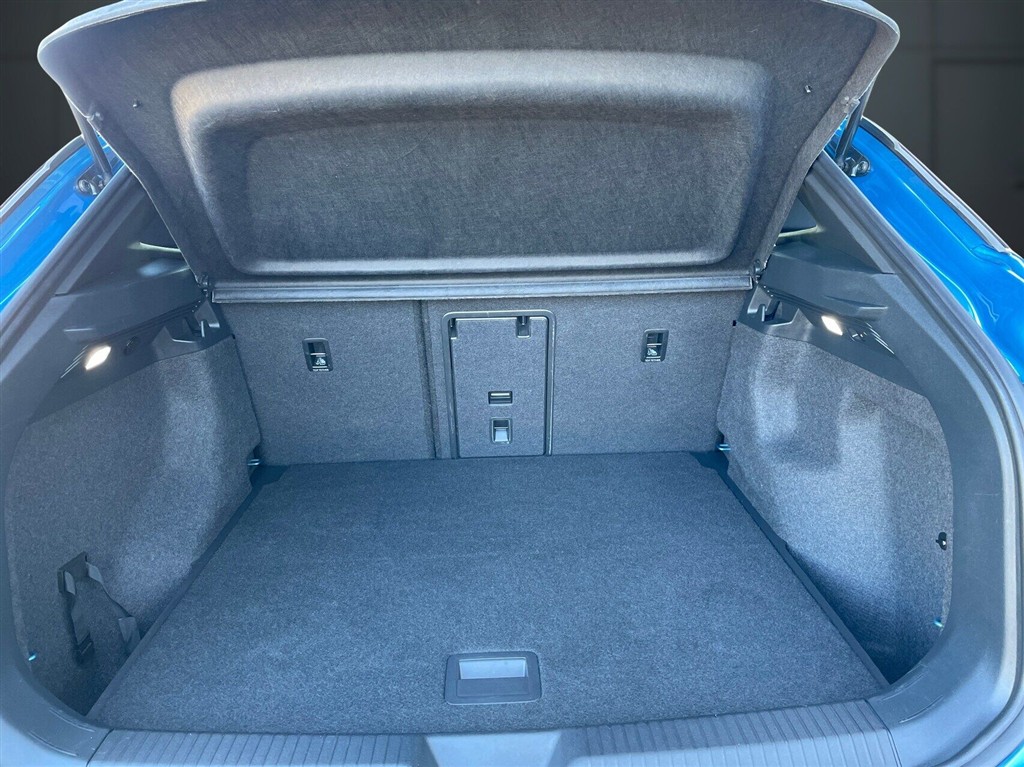 VW ID.4 EL Pro 286HK 5d Aut. - Image 7