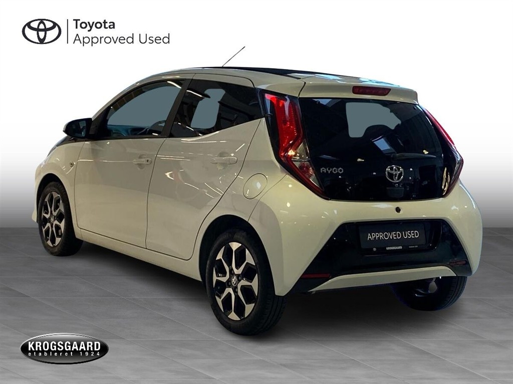 Toyota Aygo 1,0 VVT-I X-Sky 72HK 5d - Image 3