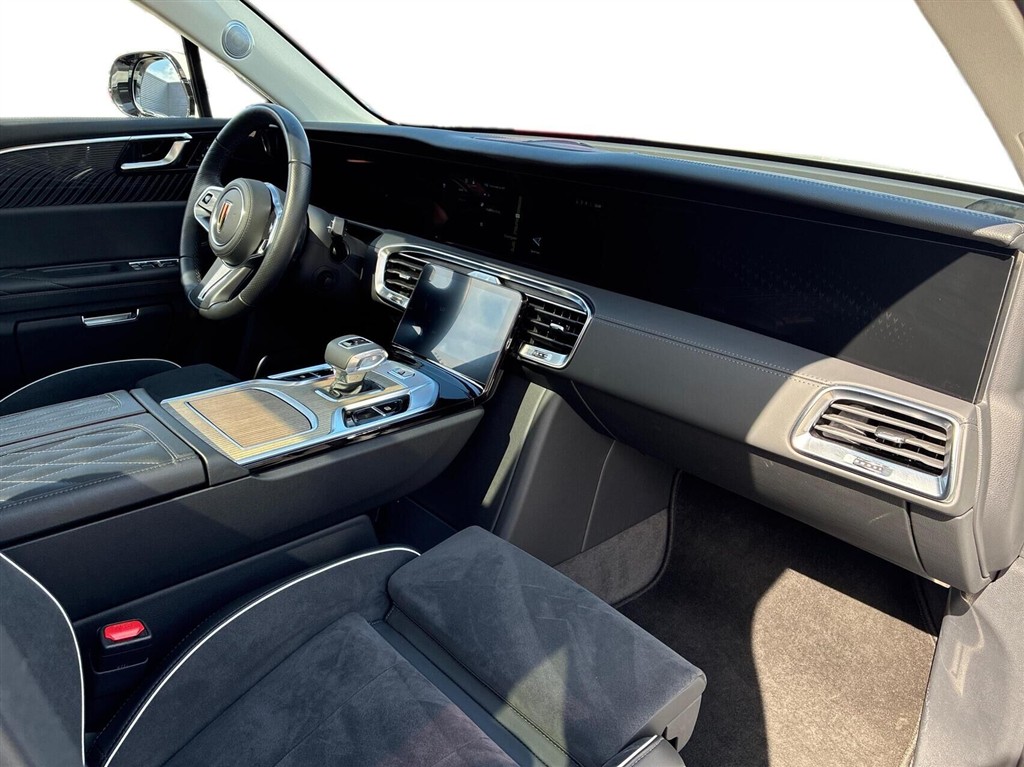 Hongqi E-HS9 EL Comfort 4x4 435HK 5d Aut. - Image 11