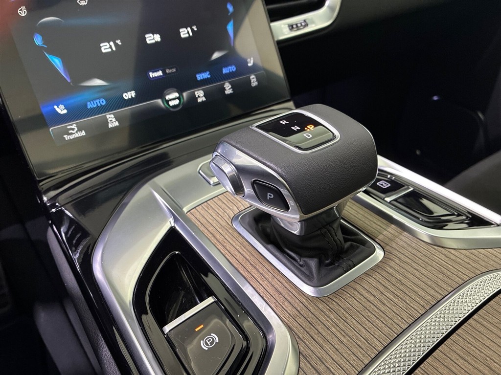 Hongqi E-HS9 EL Comfort 4x4 435HK 5d Aut. - Image 16