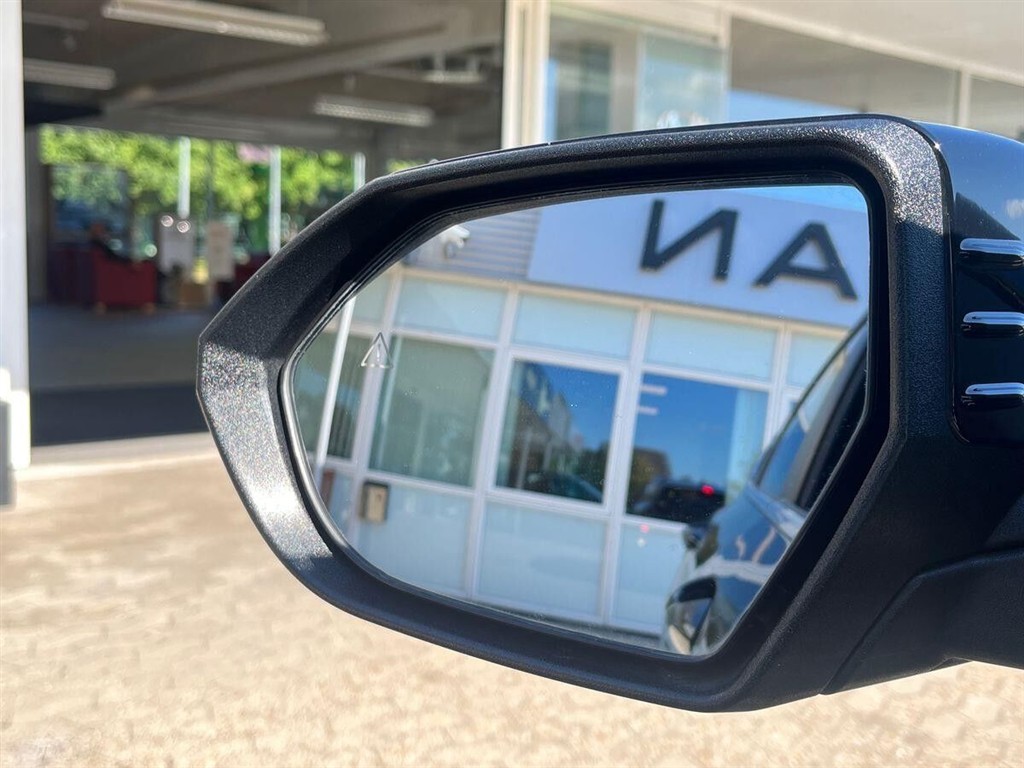 Hyundai Kona Electric 65,4 kWh Ultimate Long Range 217HK 5d Aut. - Image 31