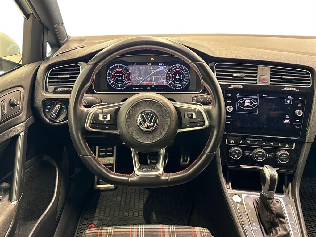 VW Golf 2,0 TSI BMT GTI Performance DSG 245HK 5d 7g Aut. - Image 17