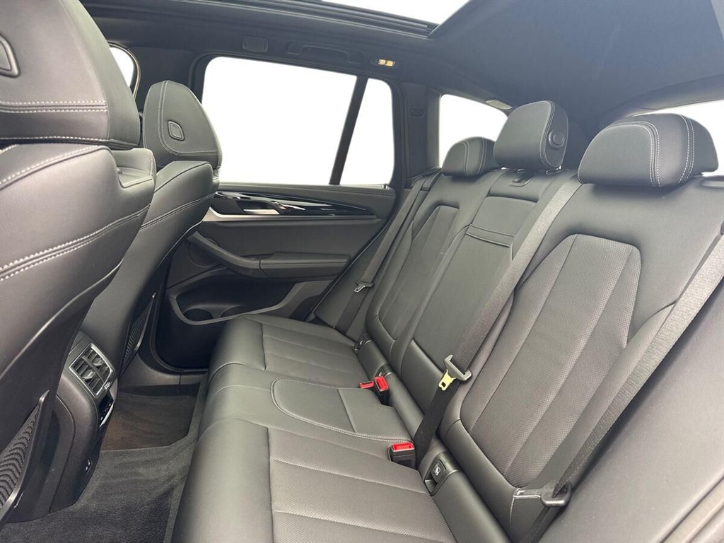 BMW iX3 EL M-Sport Charged 286HK 5d Aut. - Image 11