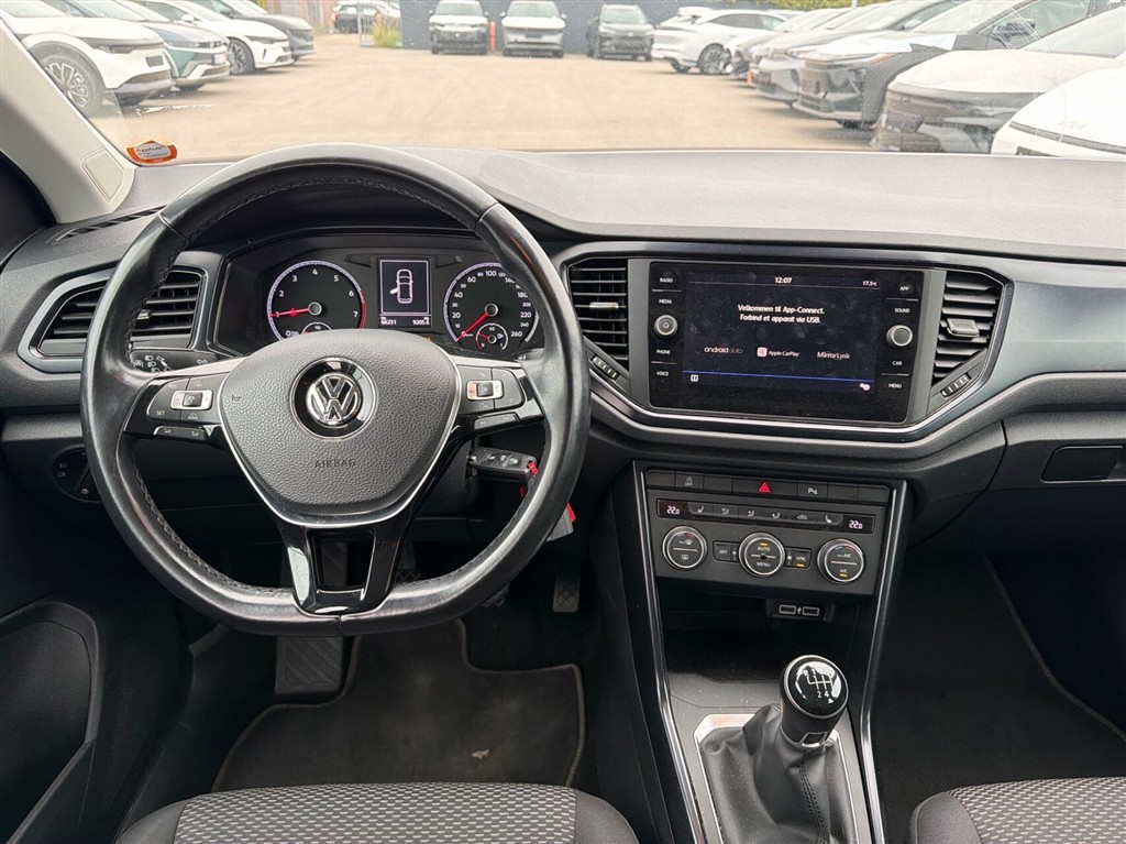 VW T-Roc 1,0 TSI City 115HK 5d 6g - Image 9