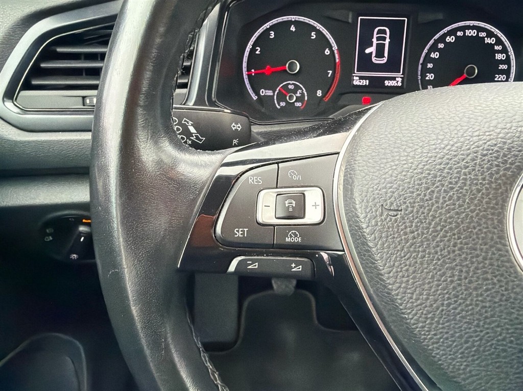 VW T-Roc 1,0 TSI City 115HK 5d 6g - Image 10
