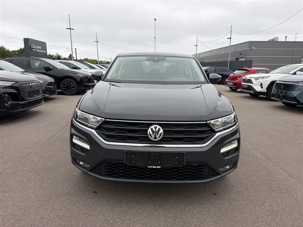 VW T-Roc 1,0 TSI City 115HK 5d 6g - Image 2