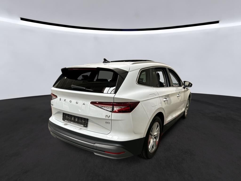 Skoda Enyaq 80 iV Selection Lounge 204HK 5d Aut. - Image 2