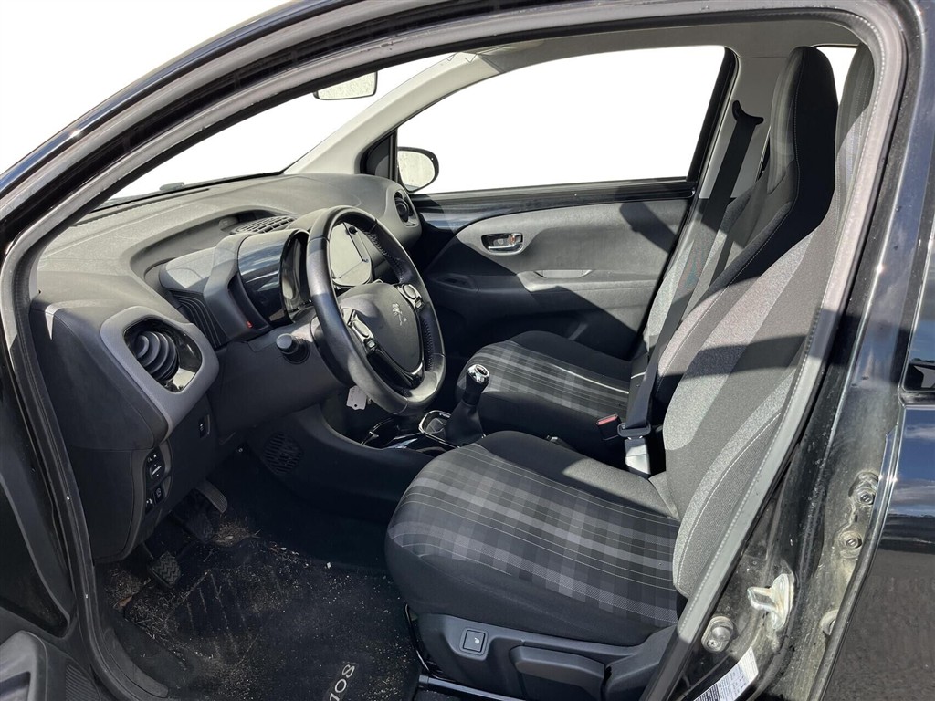 Peugeot 108 1,0 e-Vti Allure+ 72HK 5d - Image 5