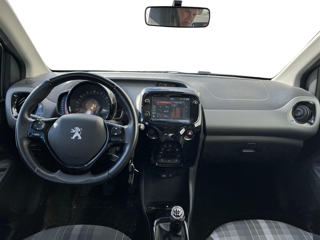 Peugeot 108 1,0 e-Vti Allure+ 72HK 5d - Image 6