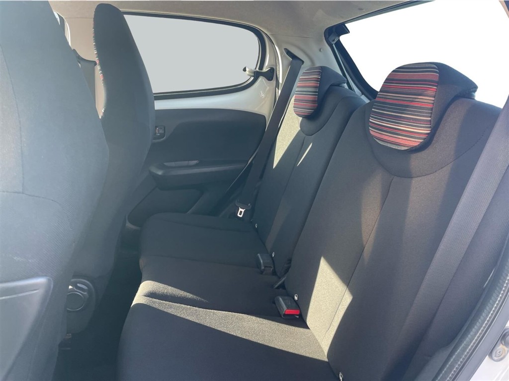 Citroën C1 1,0 VTi Triumph 72HK 5d - Image 12