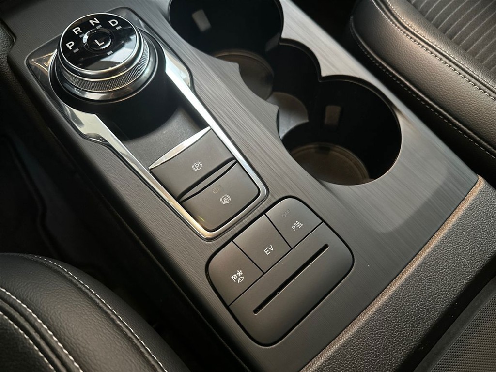 Ford Kuga 2,5 Plugin-hybrid Titanium X CVT 225HK 5d Trinl. Gear - Image 15