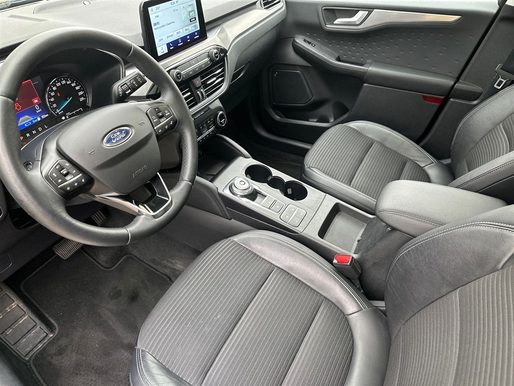 Ford Kuga 2,5 Plugin-hybrid Titanium X CVT 225HK 5d Trinl. Gear - Image 3