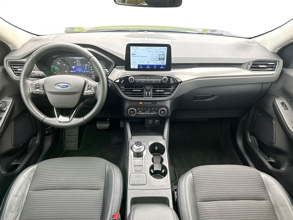 Ford Kuga 2,5 Plugin-hybrid Titanium X CVT 225HK 5d Trinl. Gear - Image 4