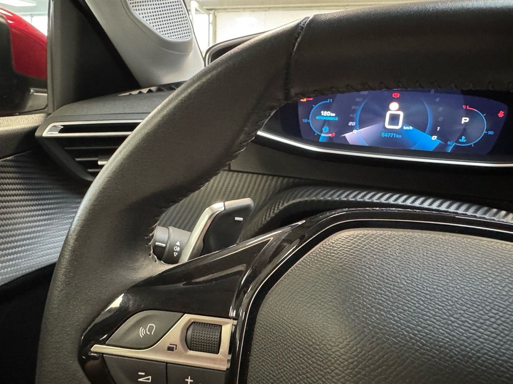 Peugeot 208 1,2 PureTech Allure Sky EAT8 100HK 5d 8g Aut. - Image 18