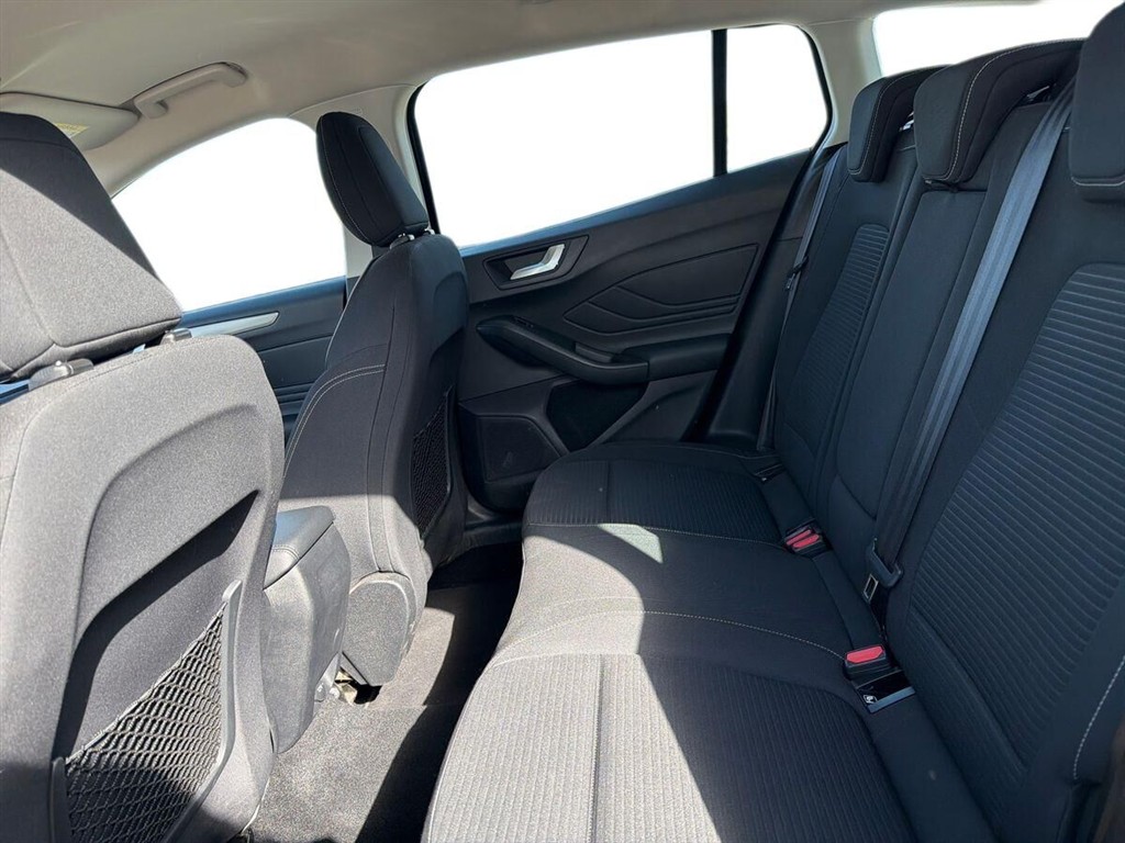 Ford Focus 1,0 EcoBoost Titanium 125HK Stc 6g - Image 11