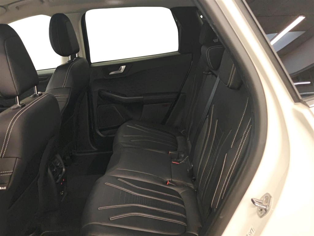 Ford Kuga 2,5 Plugin-hybrid Vignale CVT 225HK 5d Trinl. Gear - Image 5