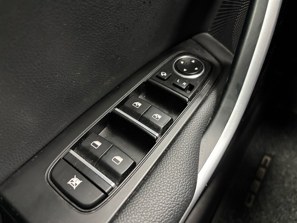 Kia Ceed SW 1,6 GDI PHEV Plugin-hybrid Prestige DCT 141HK Stc 6g Aut. - Image 11