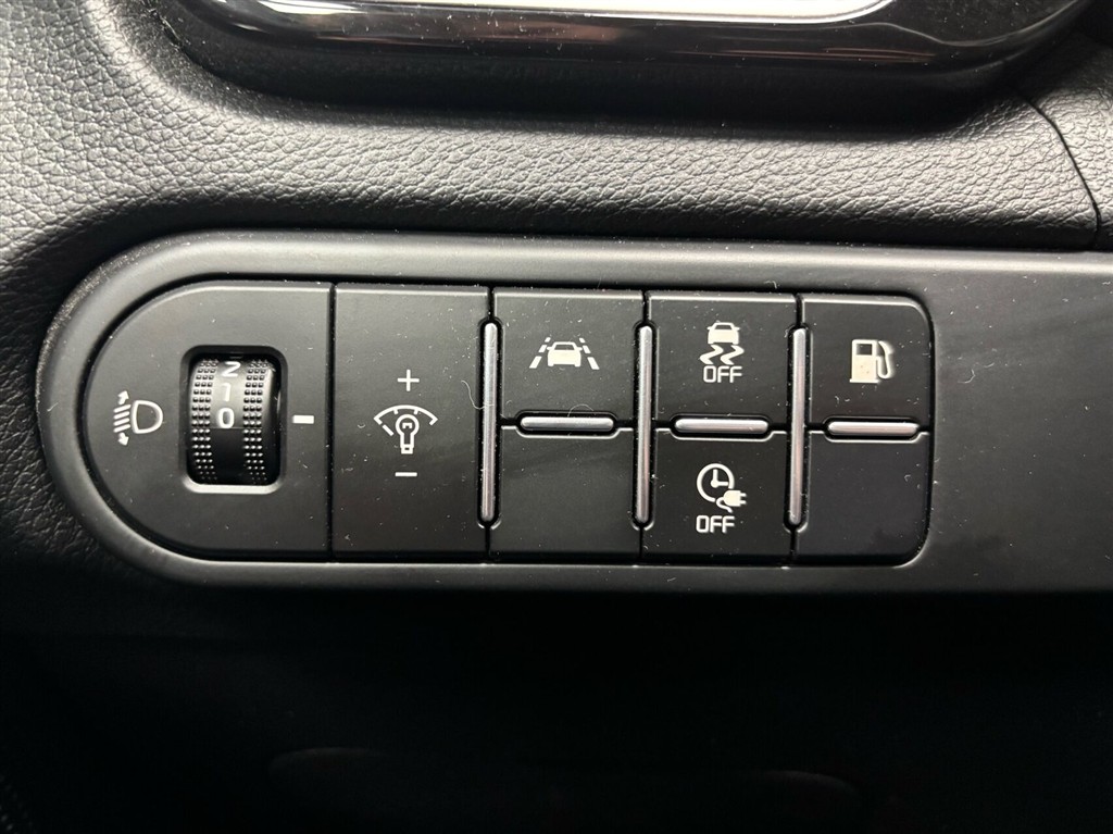 Kia Ceed SW 1,6 GDI PHEV Plugin-hybrid Prestige DCT 141HK Stc 6g Aut. - Image 12