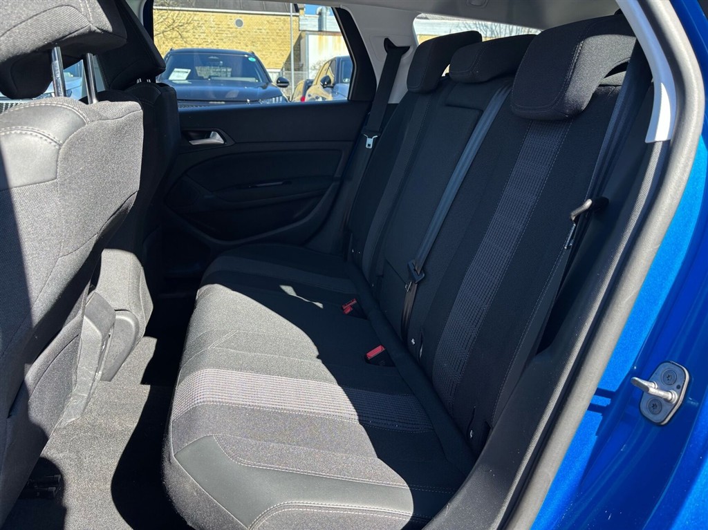 Peugeot 308 SW 1,2 PureTech Allure Pack 130HK Stc 6g - Image 8