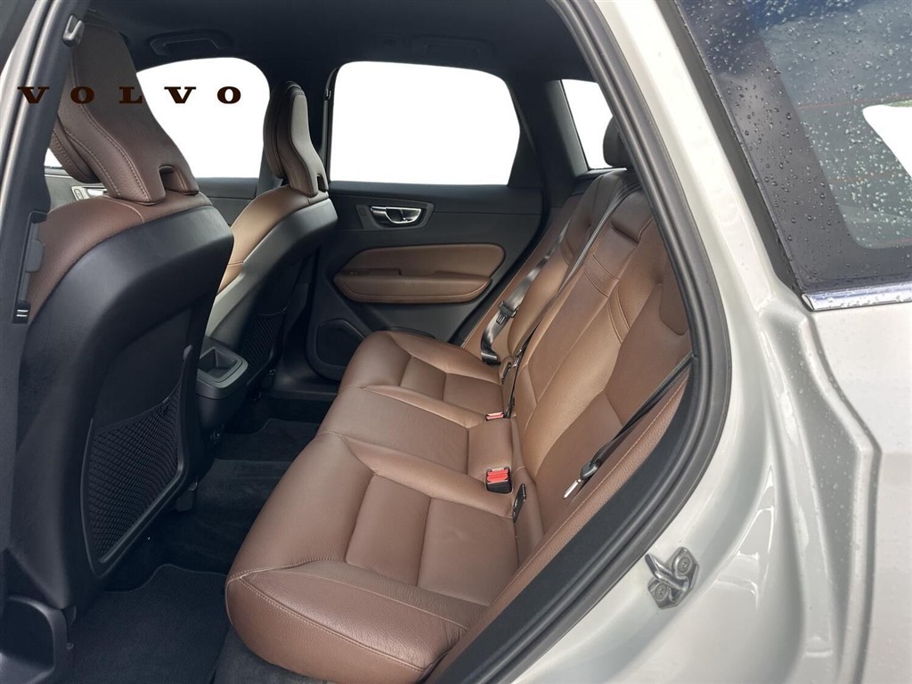 Volvo XC60 2,0 B4 Inscription 197HK 5d 8g Aut. - Image 8