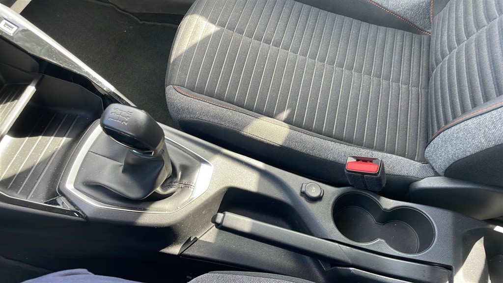 Peugeot 208 1,2 PureTech Prime 75HK 5d - Image 11