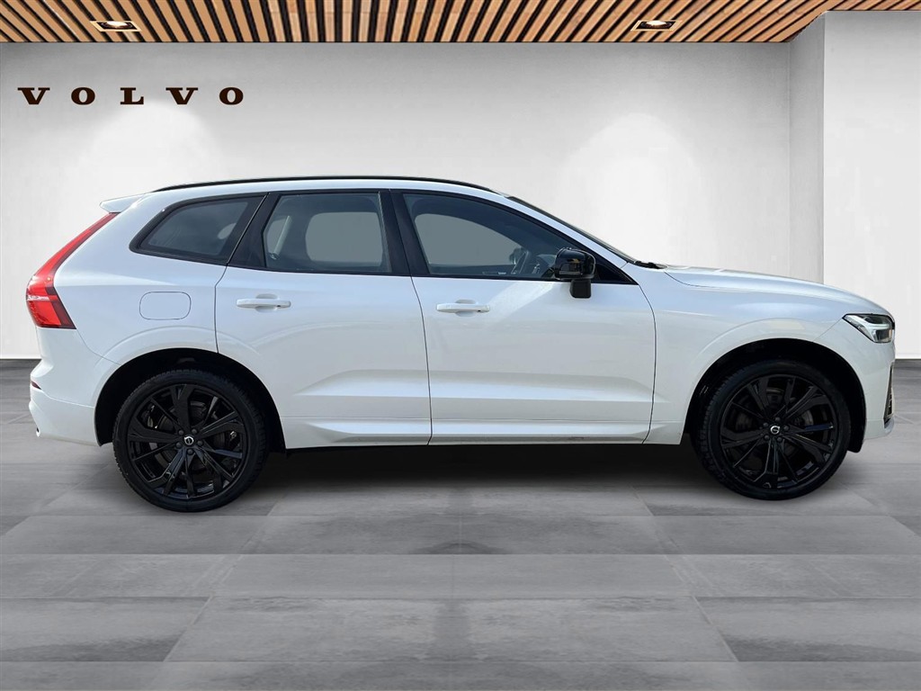 Volvo XC60 2,0 T6 Recharge Plugin-hybrid R-design AWD 350HK 5d 8g Aut. - Image 7