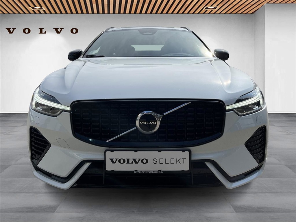 Volvo XC60 2,0 T6 Recharge Plugin-hybrid R-design AWD 350HK 5d 8g Aut. - Image 9