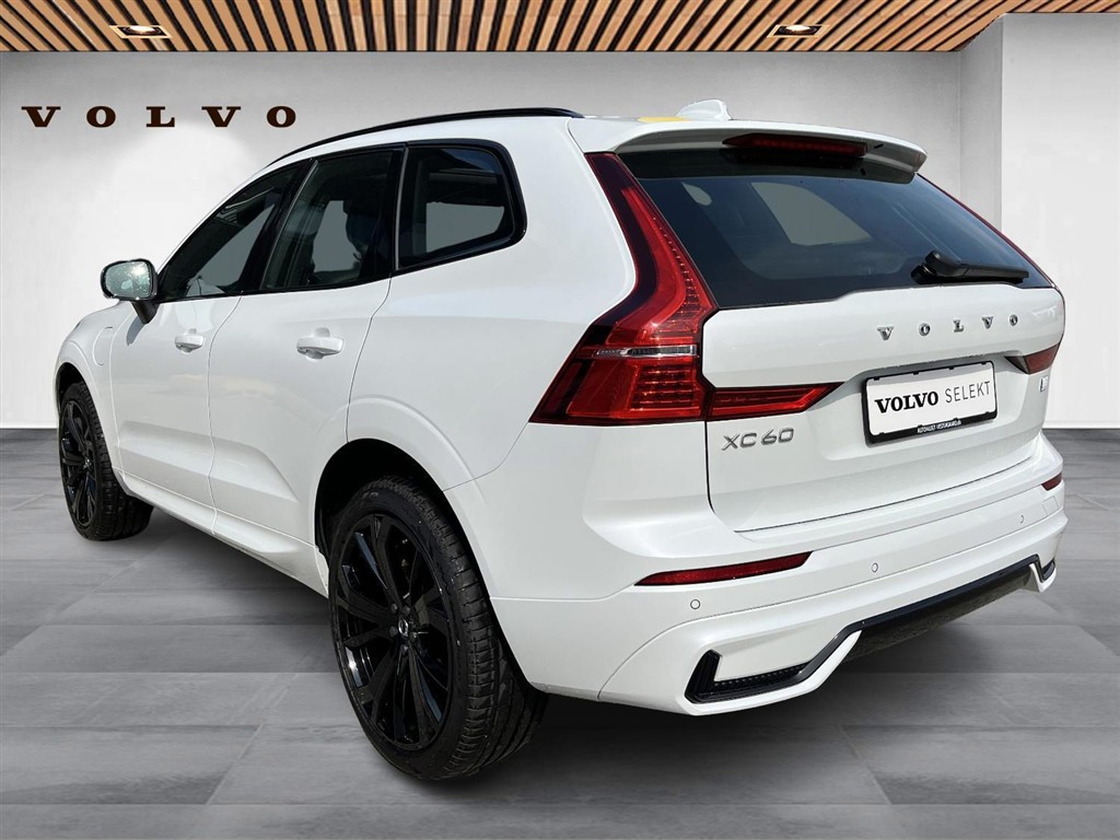 Volvo XC60 2,0 T6 Recharge Plugin-hybrid R-design AWD 350HK 5d 8g Aut. - Image 3