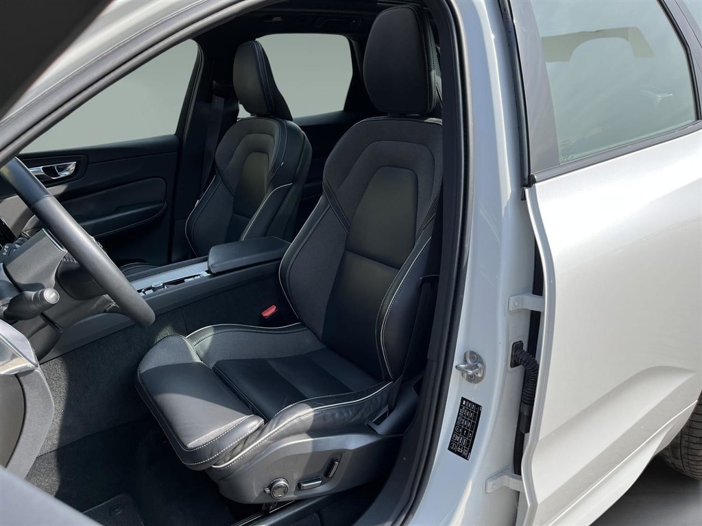 Volvo XC60 2,0 T6 Recharge Plugin-hybrid R-design AWD 350HK 5d 8g Aut. - Image 21